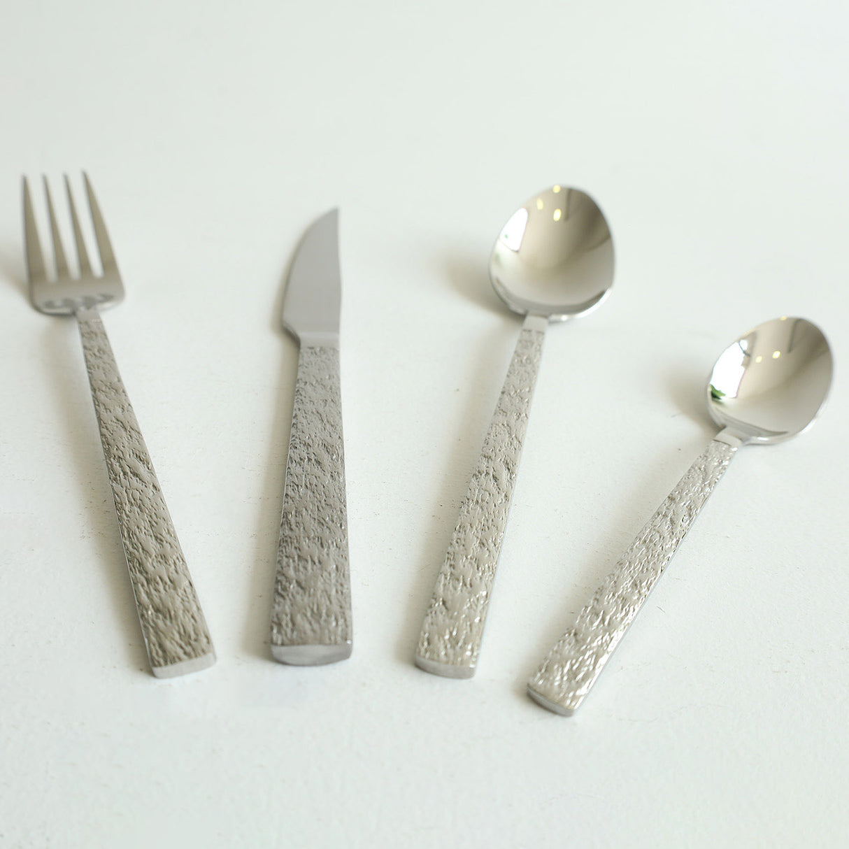 MYD Sterling Design Cutlery Set 24 Pieces Silver at Zubaidas Homestore Online Pakistan