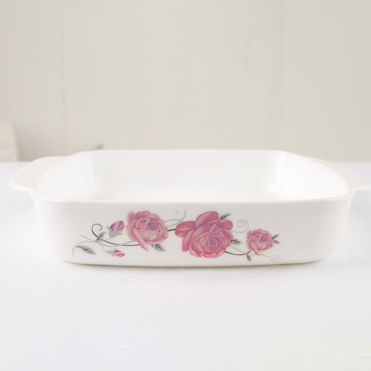 Danny Home Casserole Baking Dish 2 Pieces Red Rose Floral. Most Famous Homestore in Pakistan