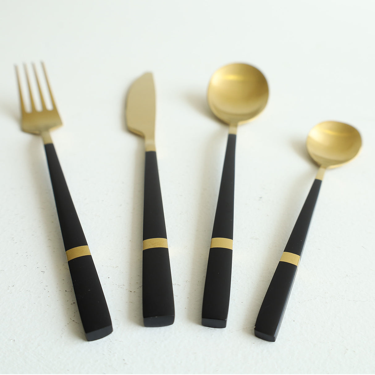 Stainless Steel 24 Piece Cutlery Set Golden Black HB-A01-3B. Best place for Home Shopping