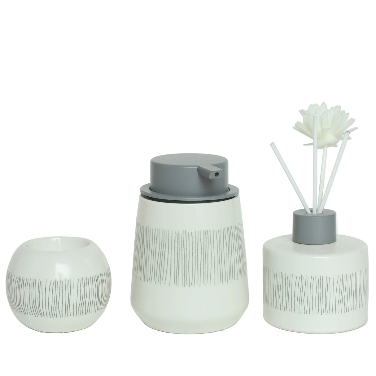 Brilliant 4 Pieces Grey Striped Bathroom Accessory Set at Zubaidas Homestore. No#1 Home Shop in Pakistan