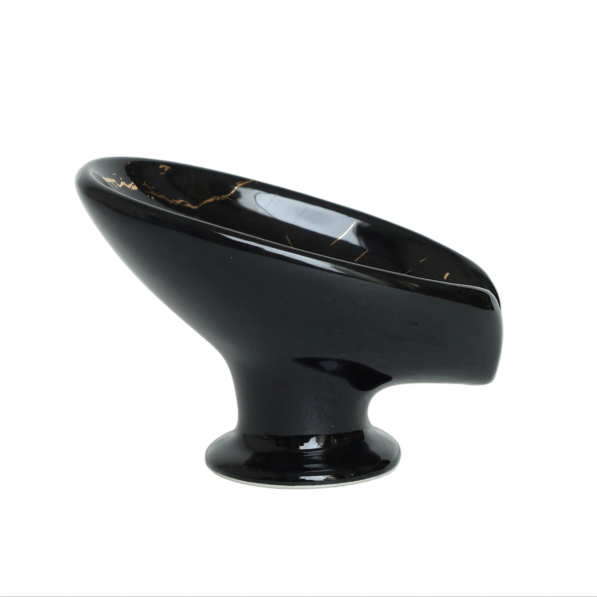 Brilliant Leaf Shaped Self Draining Soap Dish at Zubaidas Homestore. Best For Home Shopping In Pakistan