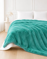 Plushmink Shaggy Throw Blanket Tiffany at Zubaidas Homestore